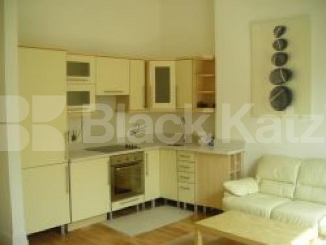 			VIEWINGS ESSENTIAL, 2 Bedroom, 1 bath, 1 reception Flat			 Langtry Road, ST JOHNS WOOD NW8